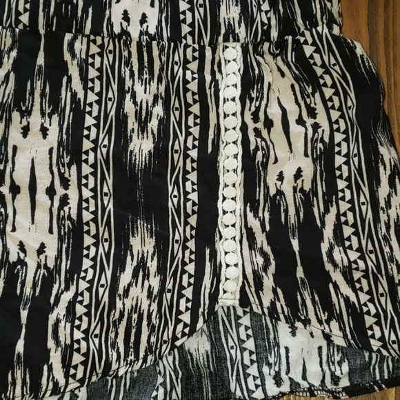 Shorts - Picture 2 of 2